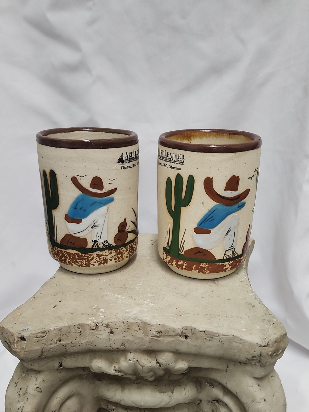 Pair Of Made In Mexico Sombrero Man Cactus Scene Coffee Tea Mugs Pottery